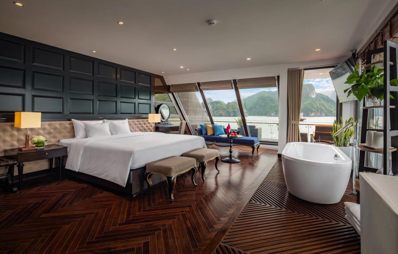 Stellar Of The Seas Cruise Hotel Ha Long Exterior foto